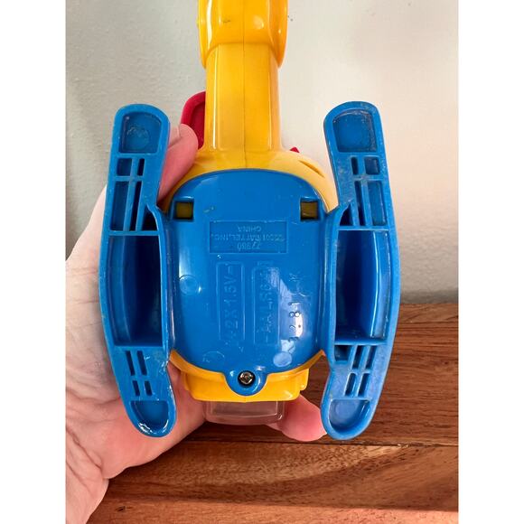 Vintage Fisher-Price Little People Pilot 2009 Yellow Blue Helicopter 2001 Works - Picture 13 of 13